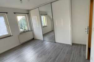 Alltagstaugliches Haus mit 5 Zimmern in Frankfurt am Main – 65929 Unterliederbach, Frankfurt am Main – Vorschaubild 7