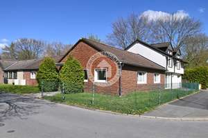 Stilvoll erweiterter Bungalow - viel Platz, viel Licht, viel Lebensqualität – Die vollständige Adresse der Immobilie erhältst du vom Anbieter., 44328 Alt-Scharnhorst, Dortmund – Vorschaubild 2