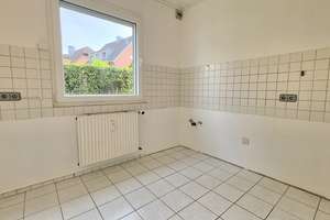 Rollstuhlgerecht, Garage, Badezimmer mit Fenster, riesiger Keller, elektrische Rolläden – Die vollständige Adresse der Immobilie erhältst du vom Anbieter., 46149 Buschhausen, Oberhausen – Vorschaubild 3
