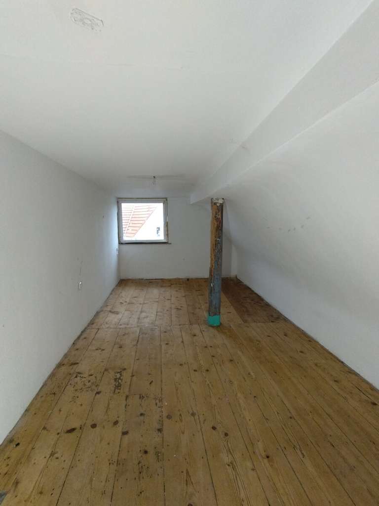 Immobilie in Pfedelbach - Handwerker aufgepasst - Hier können Sie ihre Ideen verwirklichen. - Bild 2