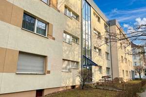 Eigentumswohnung mit Potenzial am Teltowkanal! – Die vollständige Adresse der Immobilie erhältst du vom Anbieter., 12167 Steglitz, Berlin – Vorschaubild 2
