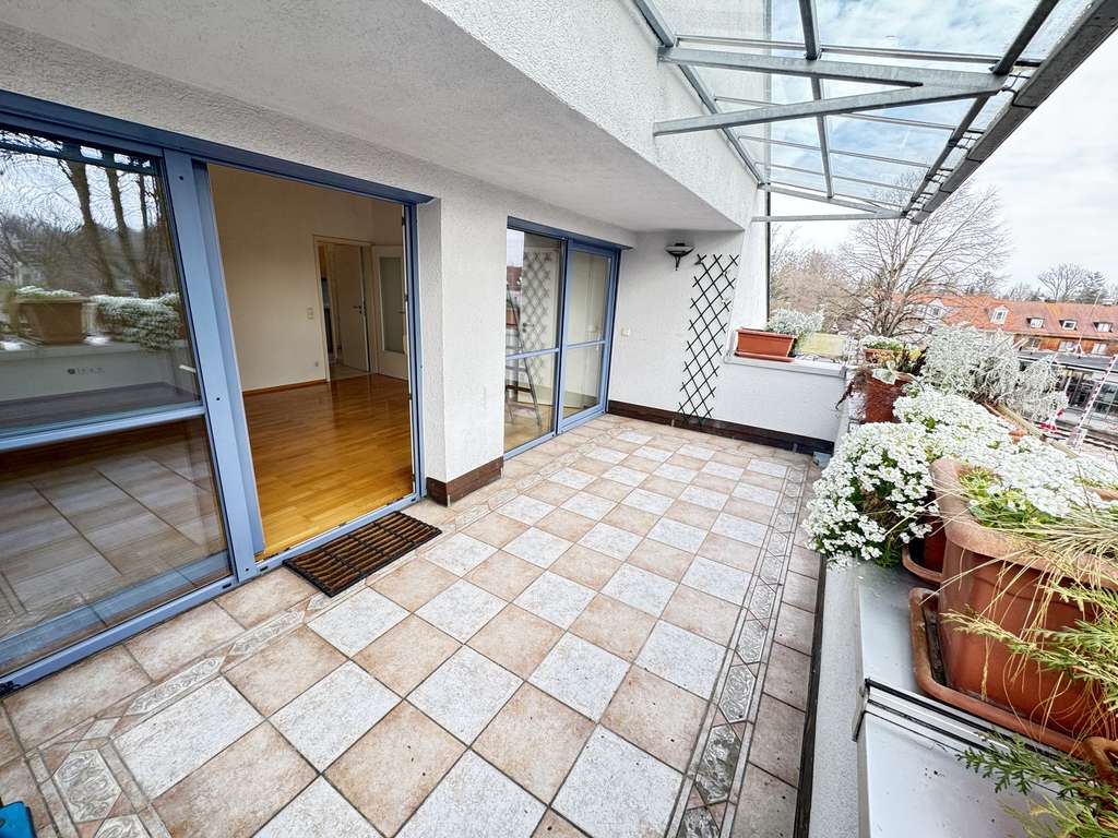 Immobilie in Ottobrunn - Wunderschöne 1,5 Zimmer Wohnung ca 50m² Ottobrunn mit 15m² Ost-Süd Balkon NICHT VERMIETET - Bild 3
