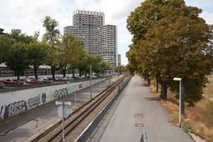 Direkt am Neckar: Maisonette mit Wasserblick in Mannheim