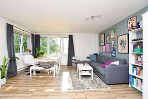 Gemütliche, gut vermietete 2-Zimmer-Wohnung in gepflegter Wohnanlage in Lübeck-Marli! – 23566 Sankt Gertrud, Lübeck – Vorschaubild 1