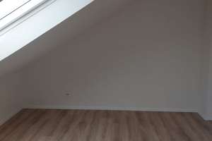 Dachgeschoss im ruhigen Haus in zentraler Lage – Schreckerstr. 7, 47166 Alt-Hamborn, Duisburg – Vorschaubild 5