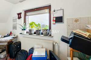 Teilsaniertes Einfamilienhaus mit großem Grundstück, Terrasse, Nebengebäude und Garage | Surheide – Die vollständige Adresse der Immobilie erhältst du vom Anbieter., 27574 Surheide, Bremerhaven – Vorschaubild 17