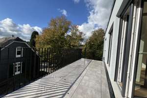 Penthouse, großer Balkon mit Aussicht, Parkett, Fußbodenheizung, Aufzug – Schöne Aussicht 27, 42369 Ronsdorf, Wuppertal – Vorschaubild 2