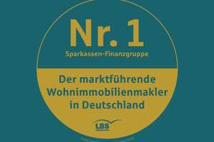 Wohnzimmer mit Echtholzparkett, Kamin, viel Platz und Gemütlichkeit – Schützenstraße  30, 17309 Pasewalk – Vorschaubild 26
