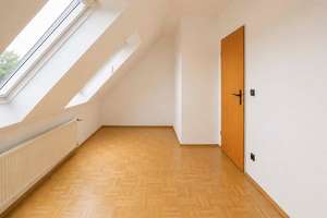 Familienfreundliches Reihenhaus mit sonniger Terrasse und schönem Garten – Die vollständige Adresse der Immobilie erhältst du vom Anbieter., 46119 Klosterhardt-Süd, Oberhausen – Vorschaubild 5