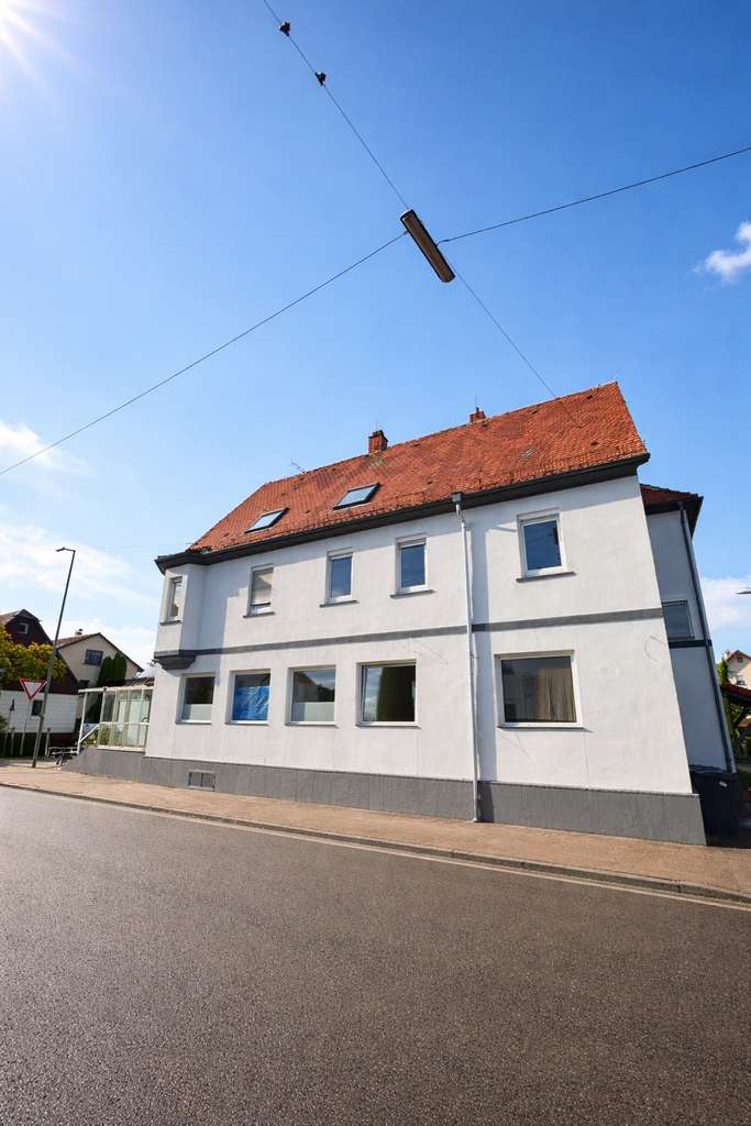 Immobilie in Eislingen/Fils - Investoren aufgepasst Attraktive Dachgeschoss Wohnung in Eislingen 6,8 % Rendite - Bild 0