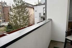 Solide Kapitalanlage: Großzügige 5-Zimmer-Wohnung mit zwei Balkonen in gepflegtem Mehrfamilienhaus – Die vollständige Adresse der Immobilie erhältst du vom Anbieter., 40223 Bilk, Düsseldorf – Vorschaubild 6