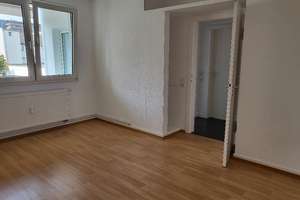 Sehr schöne 3 -Zimmer-Wohnung mit Loggia in Krefelder Innenstadt – Die vollständige Adresse der Immobilie erhältst du vom Anbieter., 47798 Stadtmitte, Krefeld – Vorschaubild 7