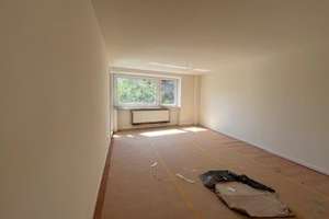 ERSTBEZUG nach Sanierung! - Helle 3-Zimmer-Wohnung mit Balkon – Söderblomstr. 5, 90439 Sündersbühl, Nürnberg – Vorschaubild 3