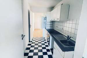 Lichdurchflutete 1-Raumwohnung mit Parkett Wannenbad Bodentiefe Fenster  in Leipzig-Altlindenau – Karl -Ferlemann-Straße 56/58, 4177 Altlindenau, Leipzig – Vorschaubild 8
