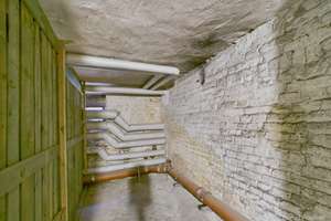 3 Zimmer Küche Bad im 1. Obergeschoss Nähe Ku'damm – Die vollständige Adresse der Immobilie erhältst du vom Anbieter., 10629 Charlottenburg, Berlin – Vorschaubild 12