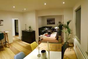 *Pempelfort*  moderne Wohnung mit hochwertiger EINBAUKÜCHE*