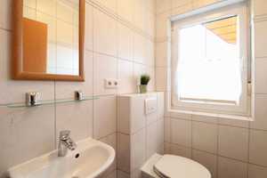 Gepflegtes Zuhause mit sonnigem Garten und Garage in Feldrandlage – Hildesheim (Kreis) – Vorschaubild 8