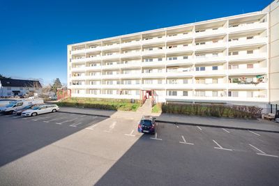 Hochparterrewohnung mit Balkon nahe dem S-Bhf. Springpfuhl neu zu vermieten - WBS erforderlich !