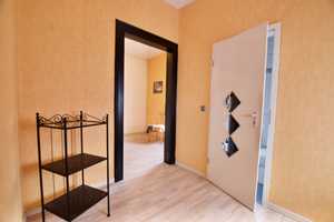 Brühl, bezugsfreies Wohnhaus + 3 Monteurzimmer + 1 Apartment + 1  Kiosk – Rhein-Erft-Kreis – Vorschaubild 7