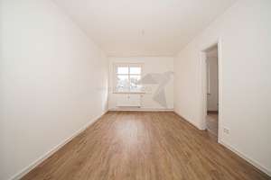 NEU! Modern sanierte 2-Raum-Whg. mit offenem Wohn-Koch-Essbereich, Tageslichtbad und eigenem Garten – Hölderlinstraße 11, 9114 Borna-Heinersdorf, Chemnitz – Vorschaubild 5
