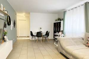 Großzügige 2-Zimmer-OG-Wohnung mit Balkon in zentraler Wohnlage in RT-Ohmenhausen – Brühlstraße 4, 72770 Ohmenhausen, Reutlingen – Vorschaubild 2