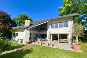 Stilvolle Villa mit Pool im Alten Westen!  – Die vollständige Adresse der Immobilie erhältst du vom Anbieter., 85049 Mitte, Ingolstadt – Vorschaubild 2