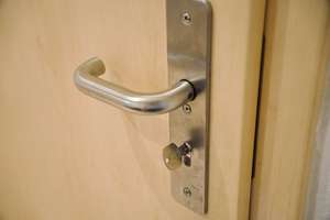 Stilvoll renovierte 2-Zimmer-Wohnung mit Tageslichtbad und Hofausrichtung – Lutherstraße 5, 39112 Sudenburg, Magdeburg – Vorschaubild 24