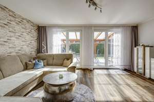 Reihenendhaus in Zeesen | wassernah | 100 m² Wfl. |
4 Zimmer | 335 m² Grdst. | Carport | ruhige Lag – Die vollständige Adresse der Immobilie erhältst du vom Anbieter., 15711 Königs Wusterhausen – Vorschaubild 3