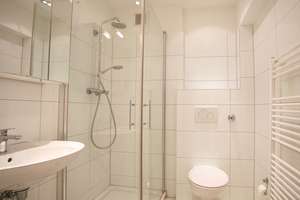 Lichtdurchflutete 4-Zimmer-Wohnung mit Dachterrasse und Einbauküche! – Triererstraße 764, 52078 Brand, Aachen – Vorschaubild 9