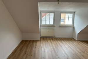 Gemütliche 2 Zimmer-DG-Wohnung mit 2 Stellplätzen im beliebten Mainz- Laubenheim – Oppenheimer Straße 0, 55130 Laubenheim, Mainz – Vorschaubild 9