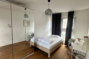 Beautiful room at Potsdamer Platz in a five room apartment with a 60m² rooftop terrace – Die vollständige Adresse der Immobilie erhältst du vom Anbieter., 10963 Kreuzberg, Berlin – Vorschaubild 4