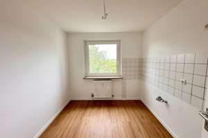 Helle 3-Zimmer-Wohnung mit Balkon in Nürnberg Langwasser  – Rauschbergweg 7, 90471 Langwasser Nordwest, Nürnberg – Vorschaubild 4