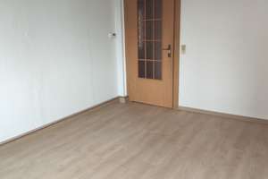Geräumige helle 2-Raumwohnung – Die vollständige Adresse der Immobilie erhältst du vom Anbieter., 4509 Delitzsch – Vorschaubild 3
