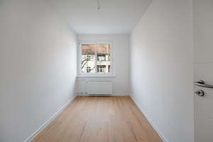 ⭐️ Fußläufig zur S-Feuerbachstr - Hochwertig sanierte 3 Zimmer Wohnung mit Süd Balkon und Stellplatz – Die vollständige Adresse der Immobilie erhältst du vom Anbieter., 12157 Steglitz, Berlin – Vorschaubild 3
