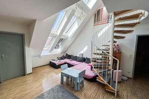 SCHICKE 3-ZI-MAISONETTE-WOHNUNG MIT TIEFGARAGE UND LIFT - für Kapitalanleger in moderner Wohnanlage – 90763 Nördliche Südstadt, Fürth – Vorschaubild 2