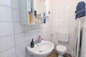 Charmante 1-Zimmer-Altbauwohnung mit eigener Terrasse und Garten in Düsseldorf-Eller – 40229 Eller, Düsseldorf – Vorschaubild 10