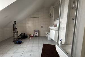 Doppelhaushälfte mit langfristigem Mietvertrag! – Die vollständige Adresse der Immobilie erhältst du vom Anbieter., 92676 Eschenbach in der Oberpfalz – Vorschaubild 9