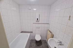 Charmante DG Wohnung sucht neuen, solventen Mieter – Ottestr. 10, 45896 Hassel, Gelsenkirchen – Vorschaubild 3