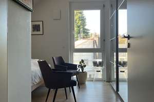 Hochwertige 3-Zimmerwohnung mit 3,20 m Deckenhöhe, Dachterrasse & Designküche in ruhiger Lage – Die vollständige Adresse der Immobilie erhältst du vom Anbieter., 81249 Lochhausen, München – Vorschaubild 5
