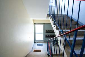 Sonniges Investment: Vermietete 2,5-Zimmer-Wohnung mit Balkon – provisionsfrei erwerben – Gardeschützenweg 114, 12203 Lichterfelde, Berlin – Vorschaubild 11