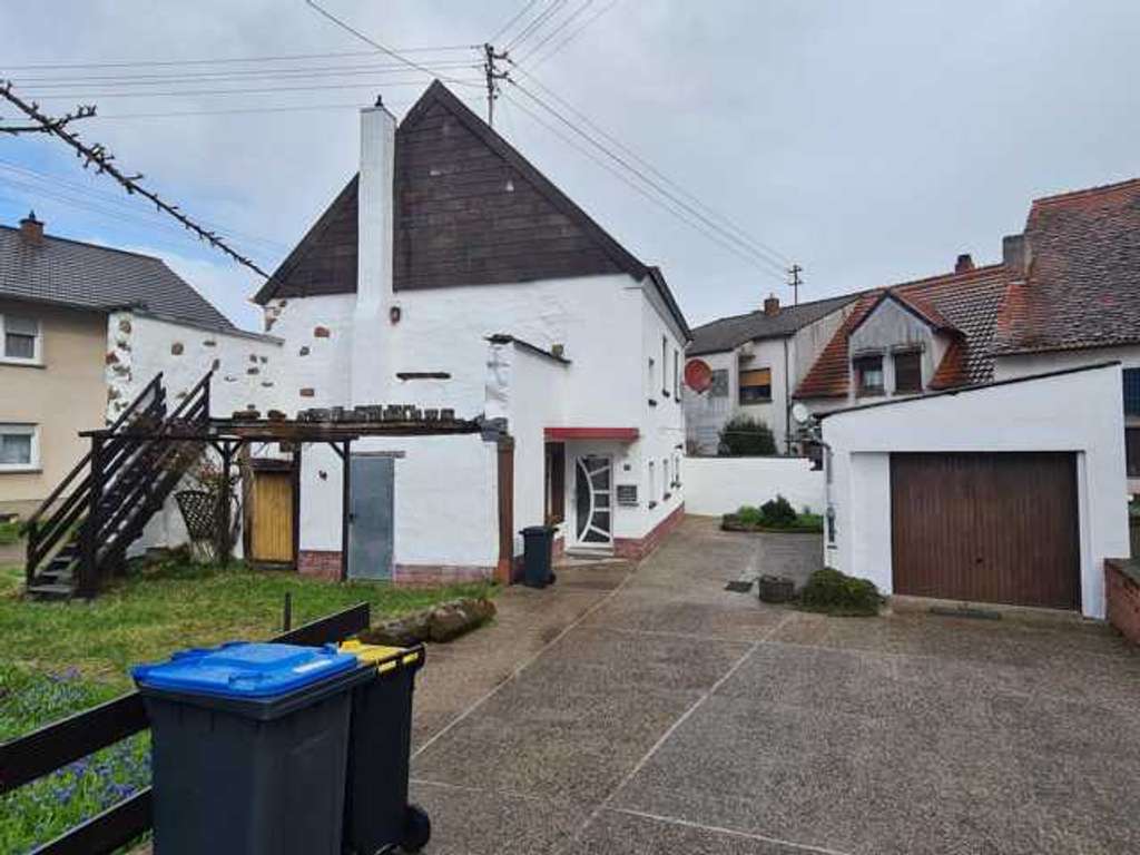 Immobilie in Blieskastel - Freistehendes topgepflegtes Einfamilienhaus in Blieskastel - Bild 1