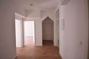 Großzügiges Wohnen! Gepflegte 3-Zi-Whg mit Balkon in KR-City – Westparkstraße 60, 47803 Kempener Feld/Baackeshof, Krefeld – Vorschaubild 2