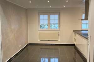 Schicke Dachgeschoss Wohnung in verkehrsberuhigter Lage – Ophoffstraße 9, 45309 Schonnebeck, Essen – Vorschaubild 4