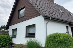 Einfamilienhaus 110 m², 2 Etagen + Keller, Garage – 24881 Berend