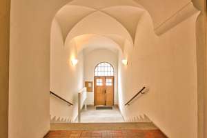 Altbauwohnung direkt an der Isar – Die vollständige Adresse der Immobilie erhältst du vom Anbieter., 80469 Dreimühlen, München – Vorschaubild 1
