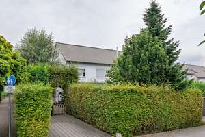 Bielefeld-Vilsendorf: Gepflegtes Reihenendhaus mit Garten -günstiges Erbpachtgrundstück – Die vollständige Adresse der Immobilie erhältst du vom Anbieter., 33739 Jöllenbeck, Bielefeld – Vorschaubild 2