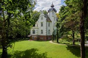 Traumhaftes Villenanwesen auf einem parkähnlichem Grundstück in Bestlage – weitere Bebauung möglich – Die vollständige Adresse der Immobilie erhältst du vom Anbieter., 14482 Babelsberg Nord, Potsdam – Vorschaubild 3