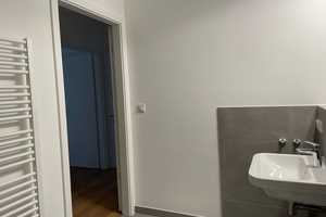 Perfekt geschnittene 4-Zimmer-Wohnung mit Einbauküche, Balkon (Loggia) und Gäste-Bad! – Biedenkopfer Str. 44-54, 13507 Berlin – Vorschaubild 14