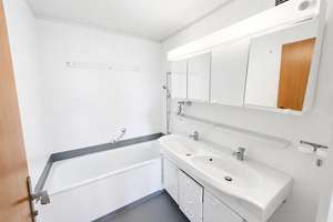 Viel Platz, viel Licht, viel Potenzial – 3 Zimmer mit Südbalkon in Aubing – 81243 Aubing-Süd, München – Vorschaubild 17
