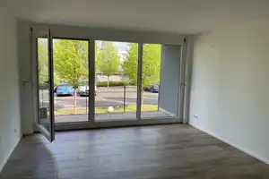 Charmante & frisch sanierte 1-Zimmer-Wohnung im Westen – wartet auf DICH! – Geisseichstr. 29, 70197 Stuttgart – Vorschaubild 1